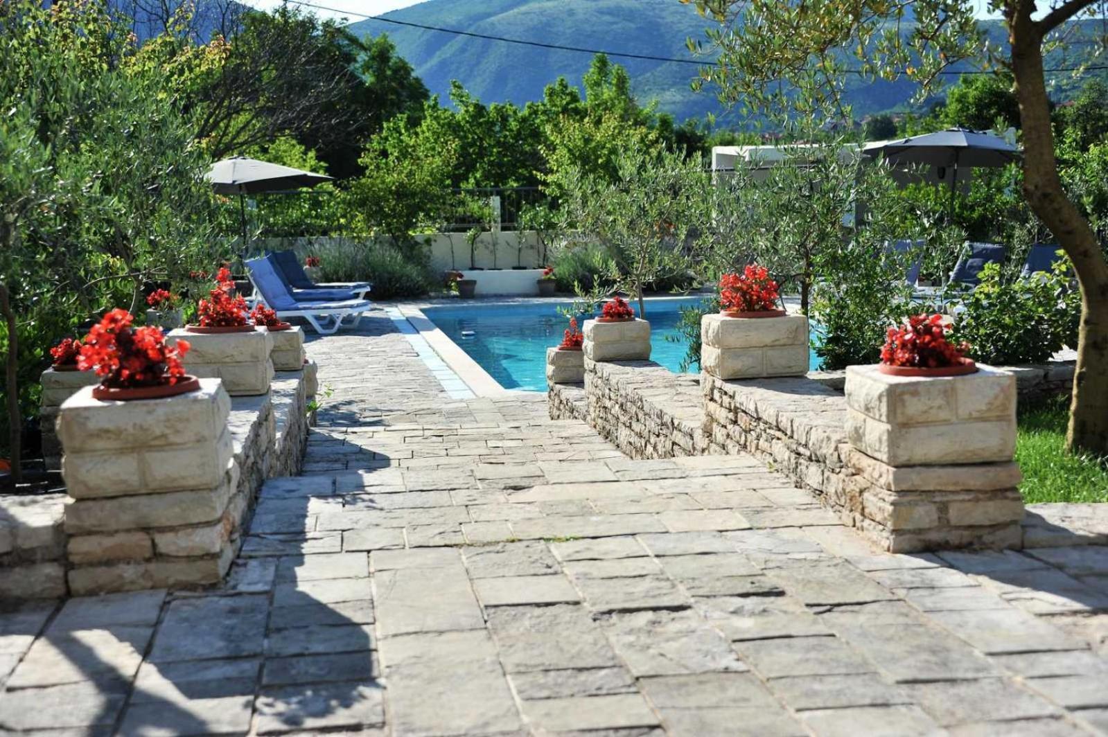Pool House Maslina Leilighet Mostar Eksteriør bilde