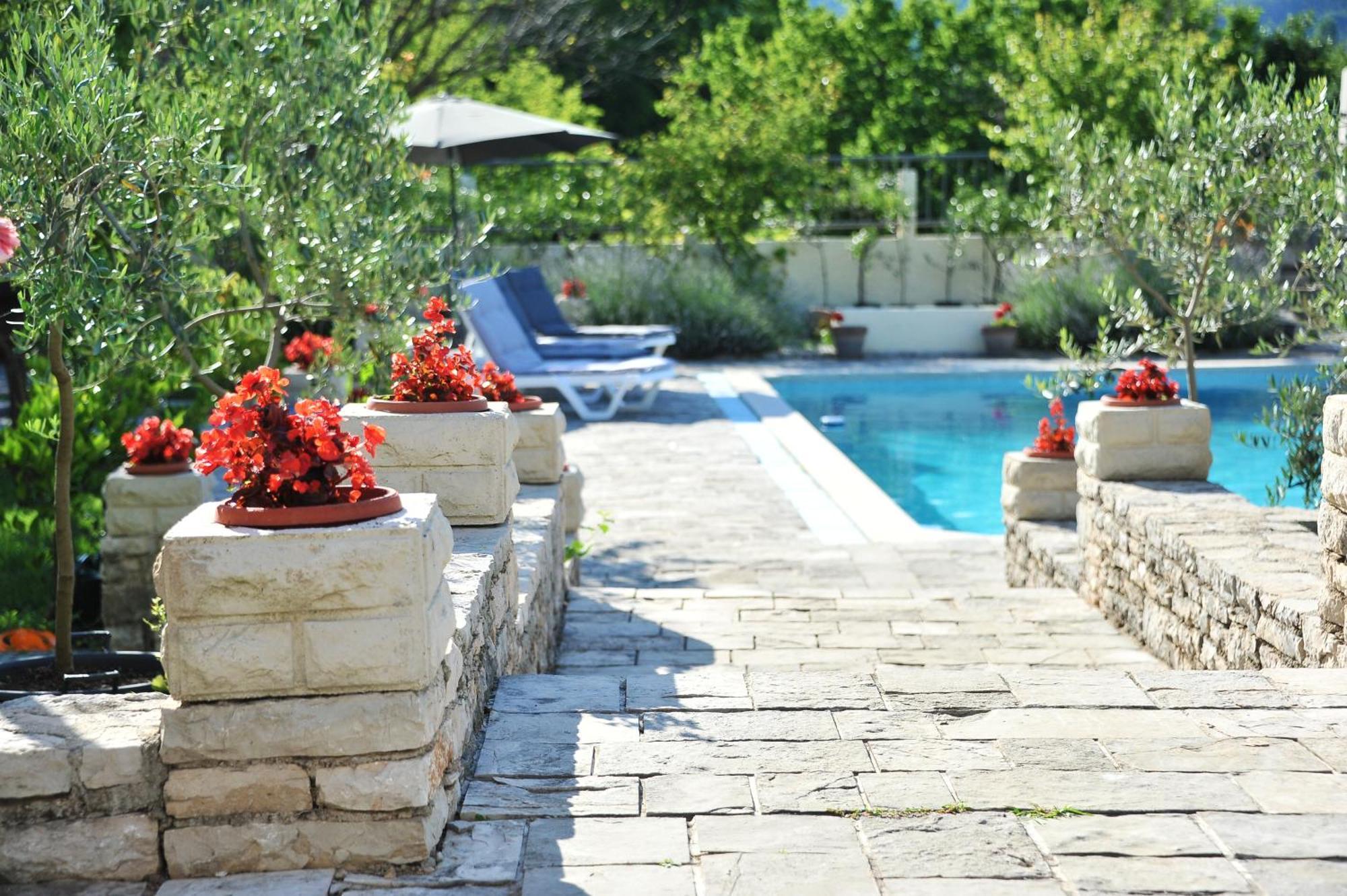 Pool House Maslina Leilighet Mostar Eksteriør bilde