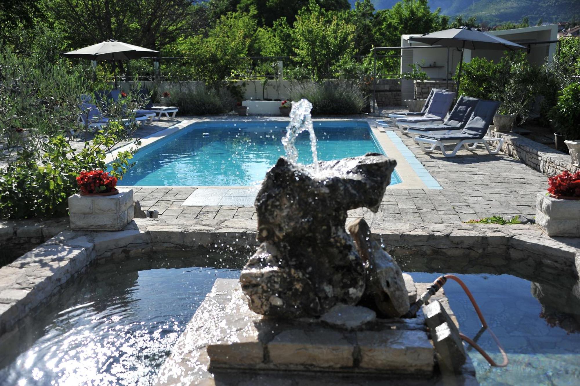 Pool House Maslina Leilighet Mostar Eksteriør bilde